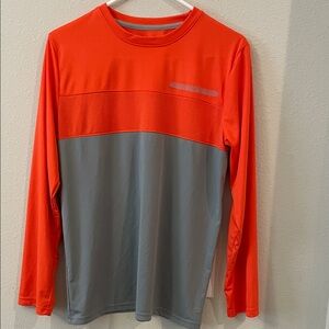 Xersion Men's Swim Shirt in Orange and Gray